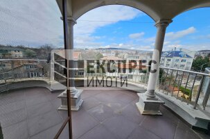 Обзаведен Двустаен апартамент, м-т Траката