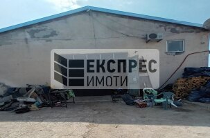 Парцел и склад Склад, Островна промишлена зона