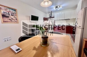 Möbliert, zwei Badezimmer 2 Schlafzimmer Wohnung, Regional hospital