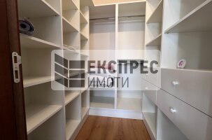 Möbliert, zwei Badezimmer 2 Schlafzimmer Wohnung, Regional hospital