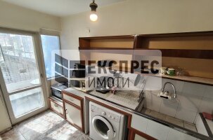  Große Wohnung, Regional hospital