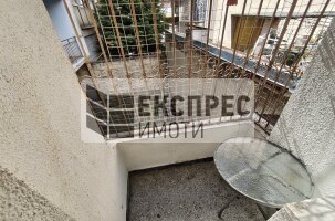  Große Wohnung, Regional hospital