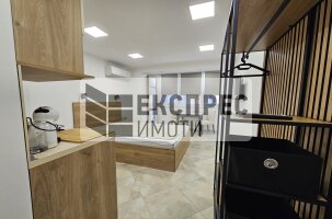 Нов, Обзаведен Едностаен апартамент, Окръжна болница