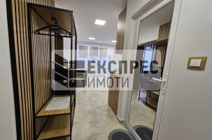 Нов, Обзаведен Двустаен апартамент, Окръжна болница