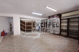 Салон за красота/ Офис, Колхозен пазар