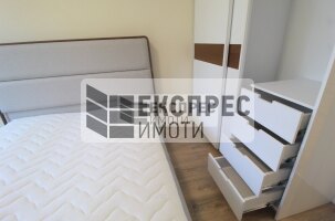 Нов, Луксозно, Обзаведен Тристаен апартамент, Общината