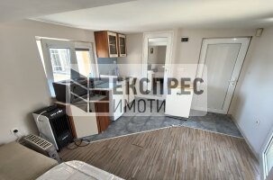 FURNISHED Studio, Center
