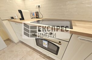 Нов, Луксозно, Обзаведен Тристаен апартамент, Общината