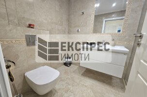 Нов, Луксозно, Обзаведен Тристаен апартамент, Общината