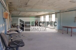 НА 2 РИ ЕТАЖ С ТОВАРЕН АСАНСЬОР Склад, Аспарухово