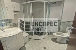 Луксозен Офис, Лятно кино Тракия