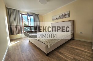 Нов, Луксозно, Обзаведен Тристаен апартамент, Общината