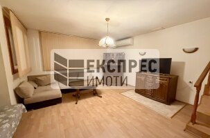 Обзаведен Четиристаен апартамент, Колхозен пазар