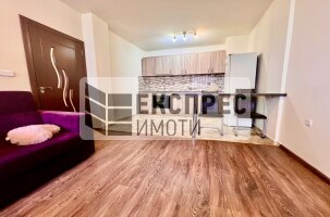 Обзаваден Двустаен апартамент, Окръжна болница