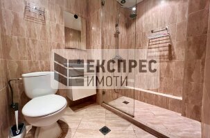 Обзаваден Двустаен апартамент, Окръжна болница