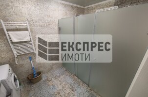 ОБЗАВЕДЕН Тристаен апартамент, Чайка