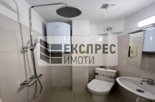 Завършен до ключ Двустаен апартамент, Погреби