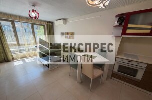 Обзаведен, Двустаен апартамент, Окръжна болница