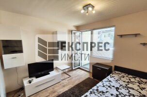 Обзаведен Тристаен апартамент, Окръжна болница
