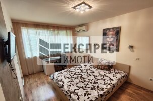 Обзаведен Тристаен апартамент, Окръжна болница