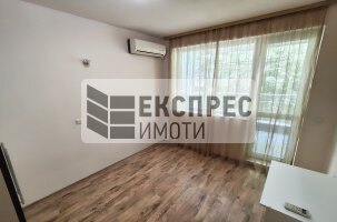 Обзаведен Тристаен апартамент, Окръжна болница