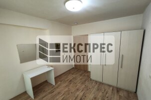 Обзаведен Тристаен апартамент, Окръжна болница