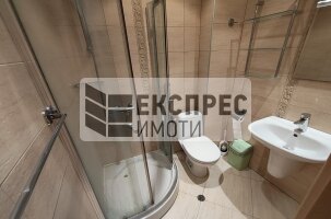 Обзаведен Тристаен апартамент, Окръжна болница