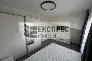 Обзаведен Тристаен апартамент, Лятно кино Тракия