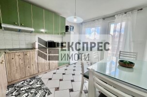 Обзаведен Четиристаен апартамент, Окръжна болница