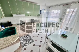Обзаведен Четиристаен апартамент, Окръжна болница