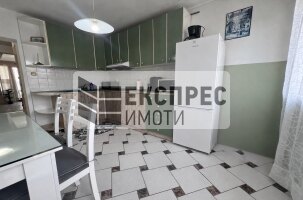 Обзаведен Четиристаен апартамент, Окръжна болница