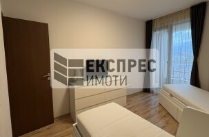 New, Furnished 1 Schlafzimmer Wohnung, Regional hospital