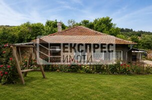 Едноетажна Къща