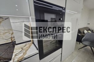 Нов, Луксозно, Обзаведен Четиристаен апартамент, Окръжна болница