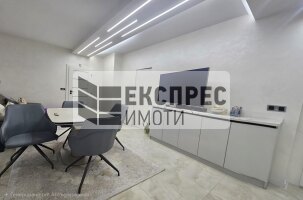 Нов, Луксозно, Обзаведен Четиристаен апартамент, Окръжна болница