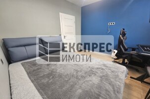 Нов, Луксозно, Обзаведен Четиристаен апартамент, Окръжна болница