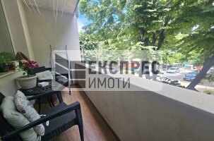 Нов, Луксозно, Обзаведен Четиристаен апартамент, Окръжна болница