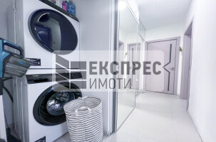 Furnished, completely renovated 3 bedroom apartment, Regional hospital