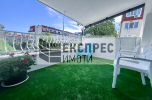 Furnished, completely renovated 3 bedroom apartment, Regional hospital