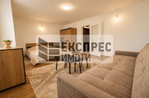 Обзаведен, основно ремонтиран Четиристаен апартамент, Окръжна болница