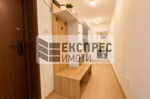 Обзаведен, основно ремонтиран Четиристаен апартамент, Окръжна болница