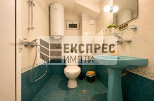 Обзаведен, основно ремонтиран Четиристаен апартамент, Окръжна болница