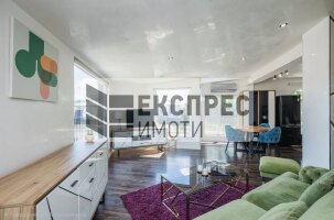 Луксозно, Обзаведен Тристаен апартамент, Гръцка махала