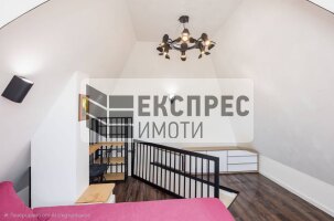 Луксозно, Обзаведен Тристаен апартамент, Гръцка махала