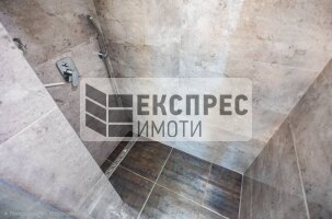 Луксозно, Обзаведен Тристаен апартамент, Гръцка махала
