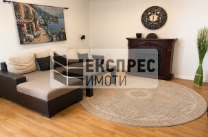 Обзаведен Тристаен апартамент, Погреби