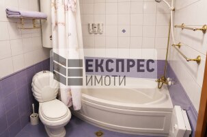 Обзаведен Тристаен апартамент, Погреби