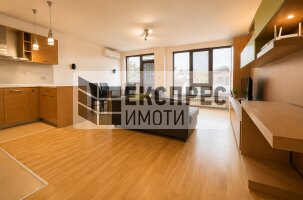 Luxury Furnished 2 Schlafzimmer Wohnung, Regional hospital