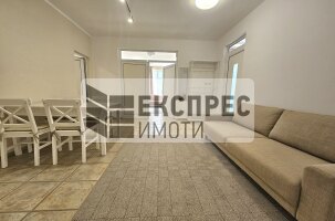 Нов, Обзаведен Тристаен апартамент, Окръжна болница