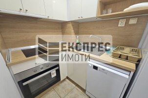 Нов, Обзаведен Тристаен апартамент, Окръжна болница